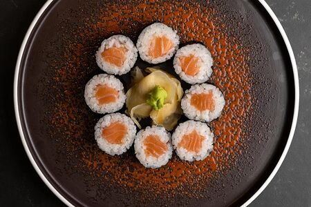 Традиционный с лососем