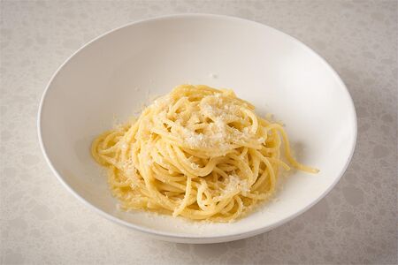 Спагетти с пармезаном