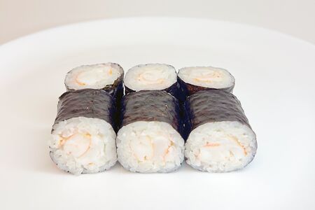 Ролл с креветкой 