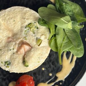 Омлет с лососем