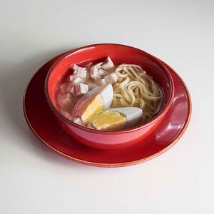 Супчик куриный с лапшой и куриным яйцом