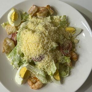 Цезарь с креветками 