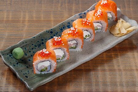 Филадельфия с креветкой и икрой лосося 