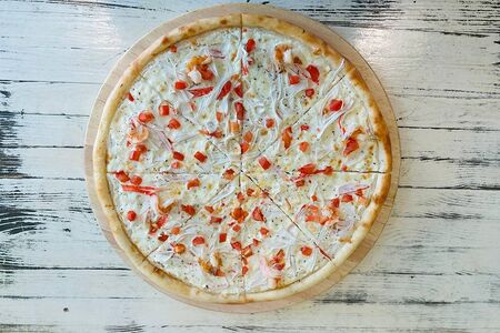 Пицца Снежная с креветкой