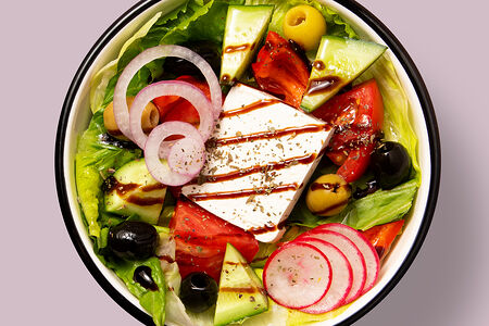 Салат греческий