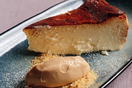 Баскский чизкейк