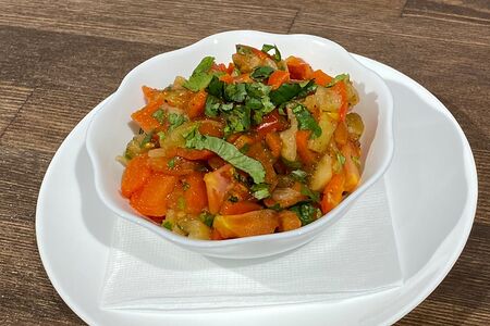 Салат из запеченных овощей