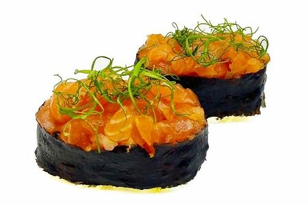 Гункан Лосось