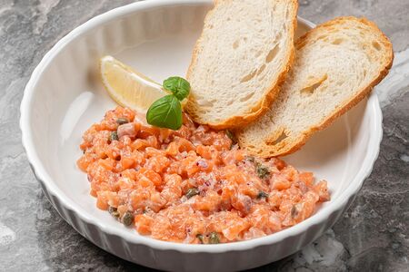 Тартар из лосося