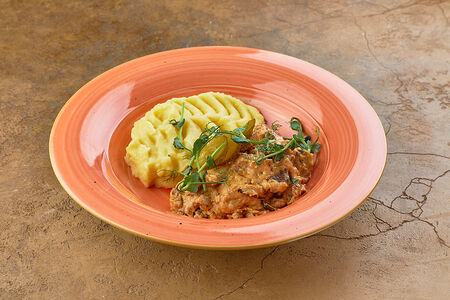 Бефстроганов с грибами