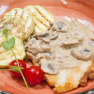 Отбивная из куриного стейка Даяна