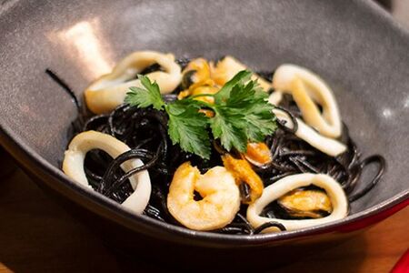 Спагетти Нери с морепродуктами