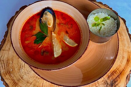 Том ям с креветками