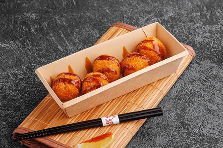 Рисовые шарики с креветкой