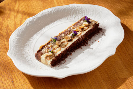 Тирамису с шоколадным ганашем и взрывной карамелью