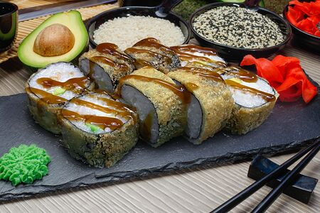 Горячий ролл Эби Фрай