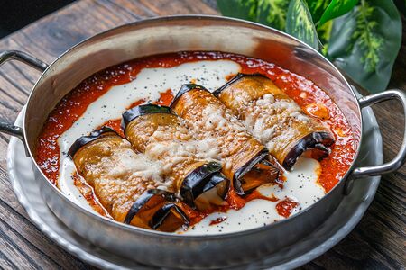 Запеченные баклажаны с сыром пармезан