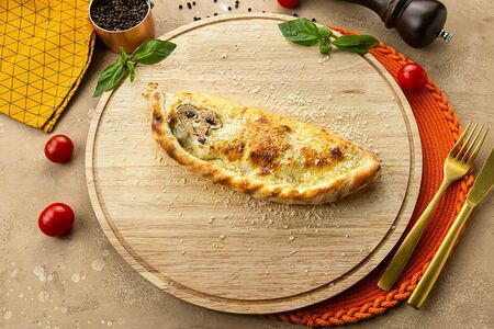 Кальцоне Грибной