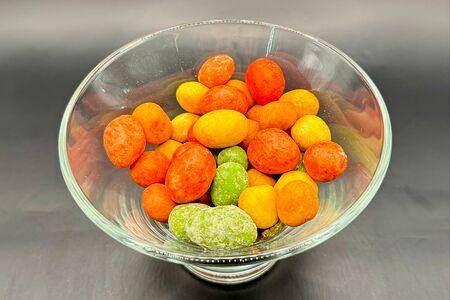 Арахис в глазури