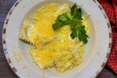 Равиоли с рикоттой и шпинатом в сливочном соусе