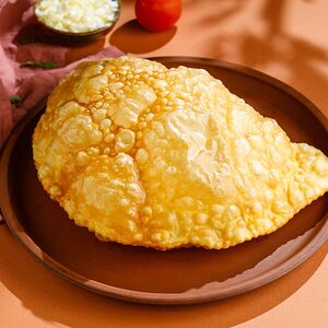 Чебурек с цыплёнком