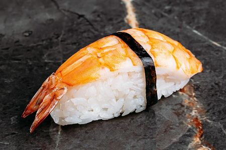 Креветка нигири