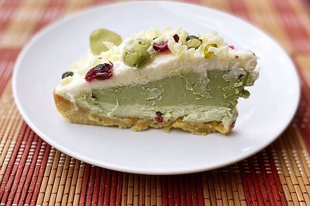 Торт Зеленый чай с белым шоколадом