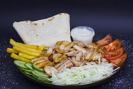 Шаурма на тарелке