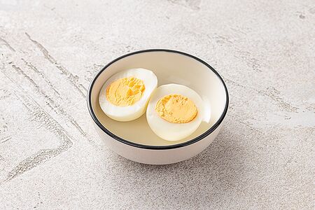 Яйцо вареное