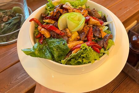 Салат с телятиной и индейкой 