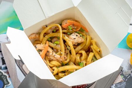 Вок Лапша с курицей