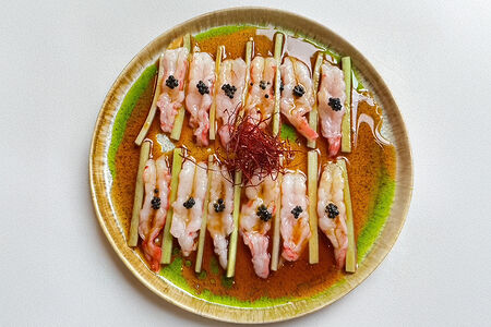 Крудо из сладких креветок Ама Эби