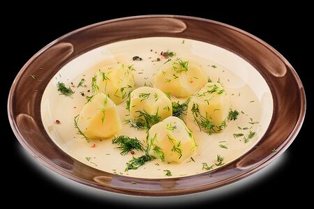 Молодой картофель с зеленью