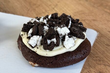 Кукис Орео с чизкейком внутри