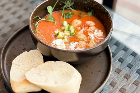 Гаспачо с креветками 