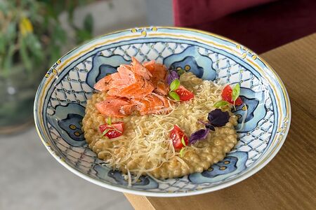 Птитим с рваной форелью 