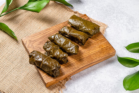 Долма с выжатым мацони