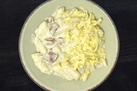 Токпокки карбонара с беконом