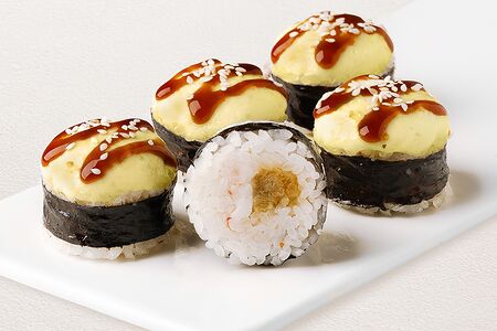 Ролл Аяши с лососем и моцареллой