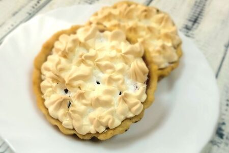 Тарталетка Хибины с клюквой