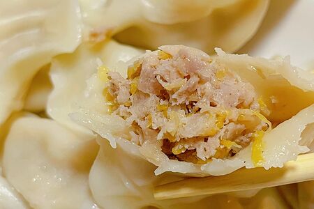 F03 Пельмени со свининой и квашеной капустой