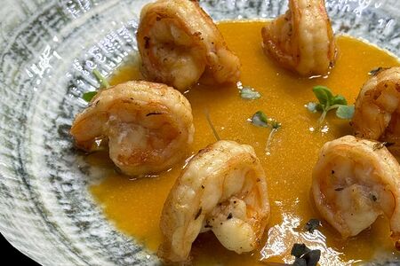 Тигровые креветки в сливочном соусе