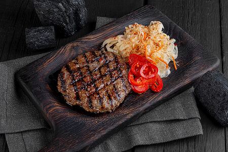 Бифштекс из мраморной говядины