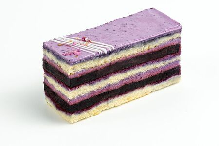 Пирожное черничный пломбир