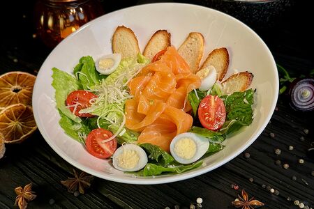 Цезарь с лососем