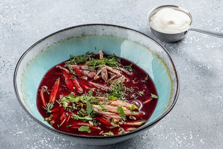 Холодный борщ