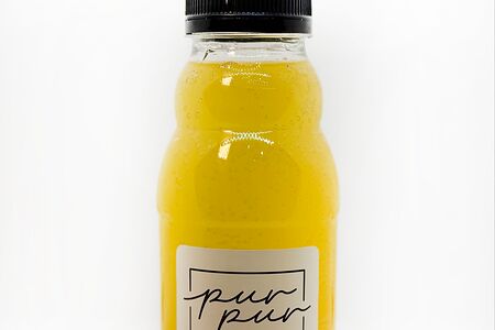 Авторский лимонад банан, клубника и фисташка