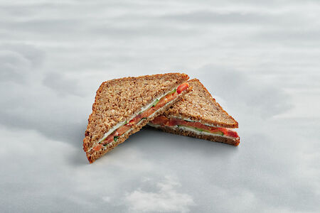 Сэндвич Кельтский с копченой форелью