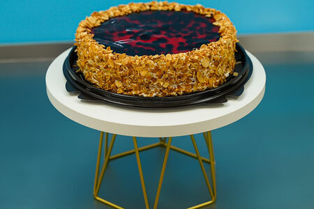 1/2 торта Смородинка