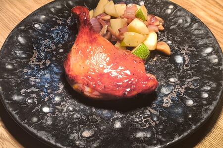 Запеченная утиная ножка